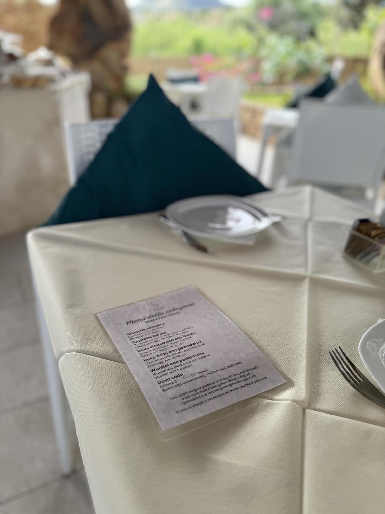 סאן תאודורו Hypnos Boutique Hotel מראה חיצוני תמונה